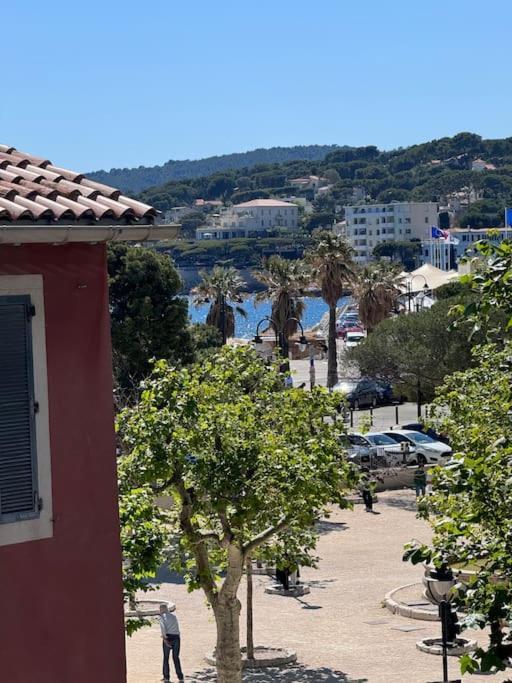 Lou K-Sea Den, Le Terrier De La Mer Cassis Buitenkant foto